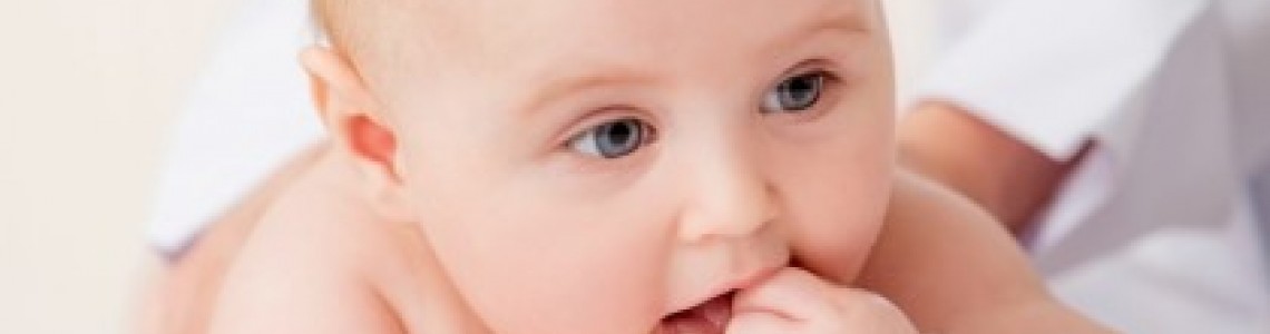 Drumul Minunat al Părinților: Îngrijirea Bebelușilor și Descoperirea Vieții de Familie
